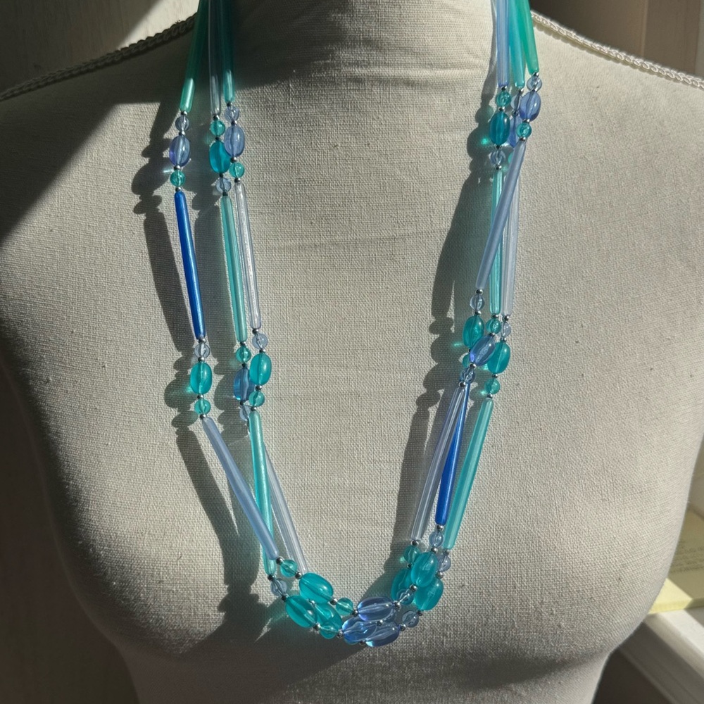 FAMILY VINTAGE STATEMENT NECKLACE
